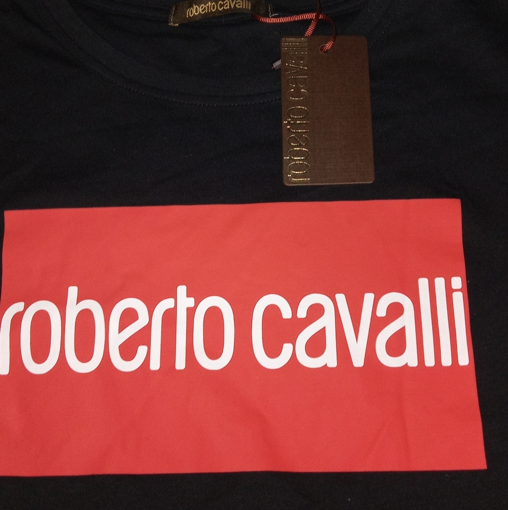 Brand new roberto Cavalli t-shirt size L